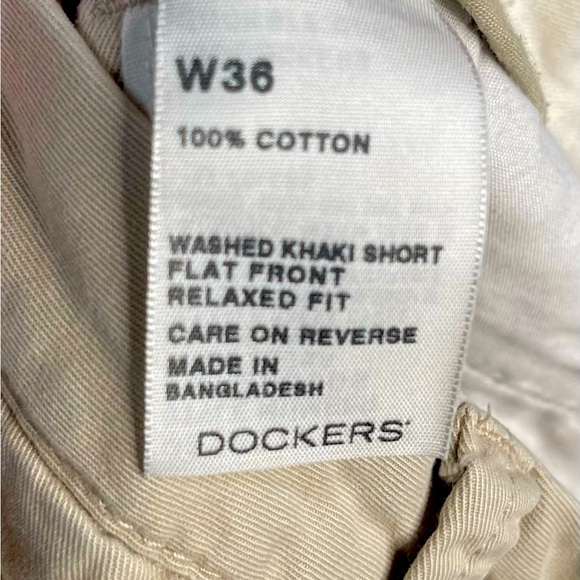 Dockers for men, relaxed, fit shorts, size 36 - Picture 4 of 4